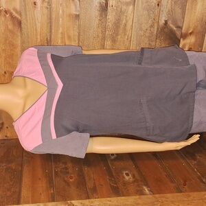 Urban ultimate scrub top size medium